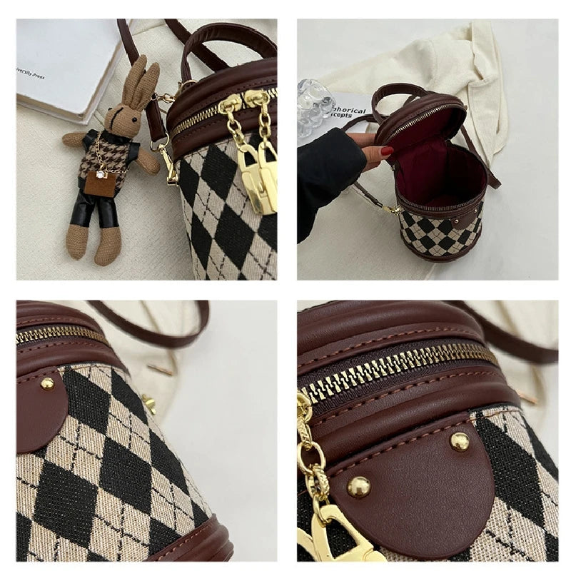 Plaid Bucket Shoulder Bag 