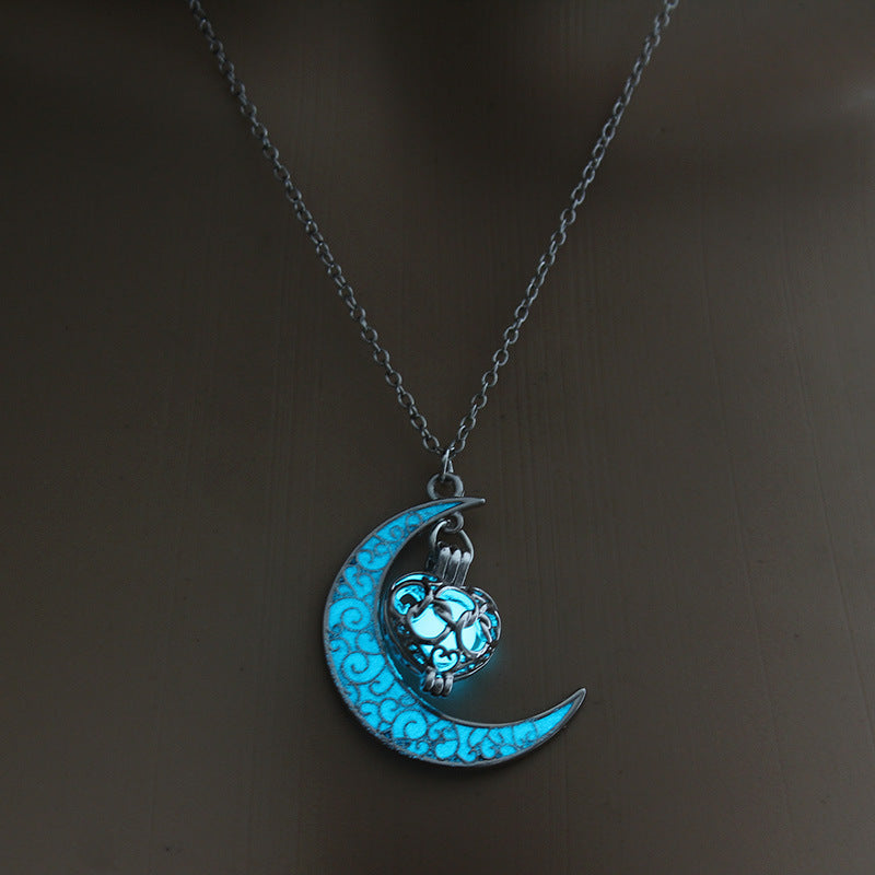 Glowing Pendant Necklaces Silver Plated